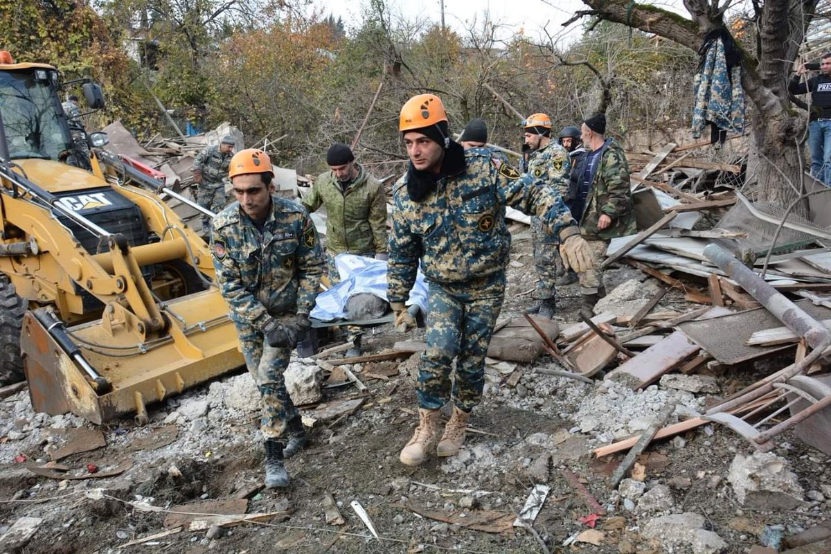 ArtsakhCenter's tweet photo. State Emergency Service of Artsakh: Stepanakert after the rocket attack. Thr capital of #Artsakh/#NagornoKarabakh was regularly shelled overnight by #Azerbaijan. Aresidential house was destroyed and 3 civilians killed. Neighboring apartments were partially damaged. https://t.co/zlcooKT8Tz