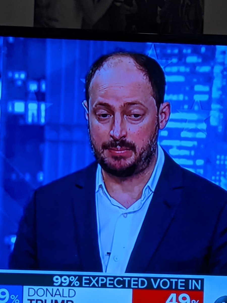 Que_scay_je's tweet photo. The real hero of the week in my mind.... When this is all said and done, I hope the team @FiveThirtyEight  and @NateSilver538  get some well deserved rest #Election2020 https://t.co/E4X5akTf60