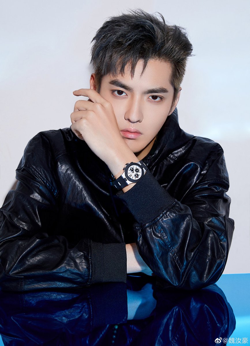 MyanmarMeigeni's tweet photo. Love is breathing, 
getting lost in your eyes 
then forgetting how to breathe. 
@KrisWu #KrisWu #HappyKrisWuDay https://t.co/FS5LQmAPTm