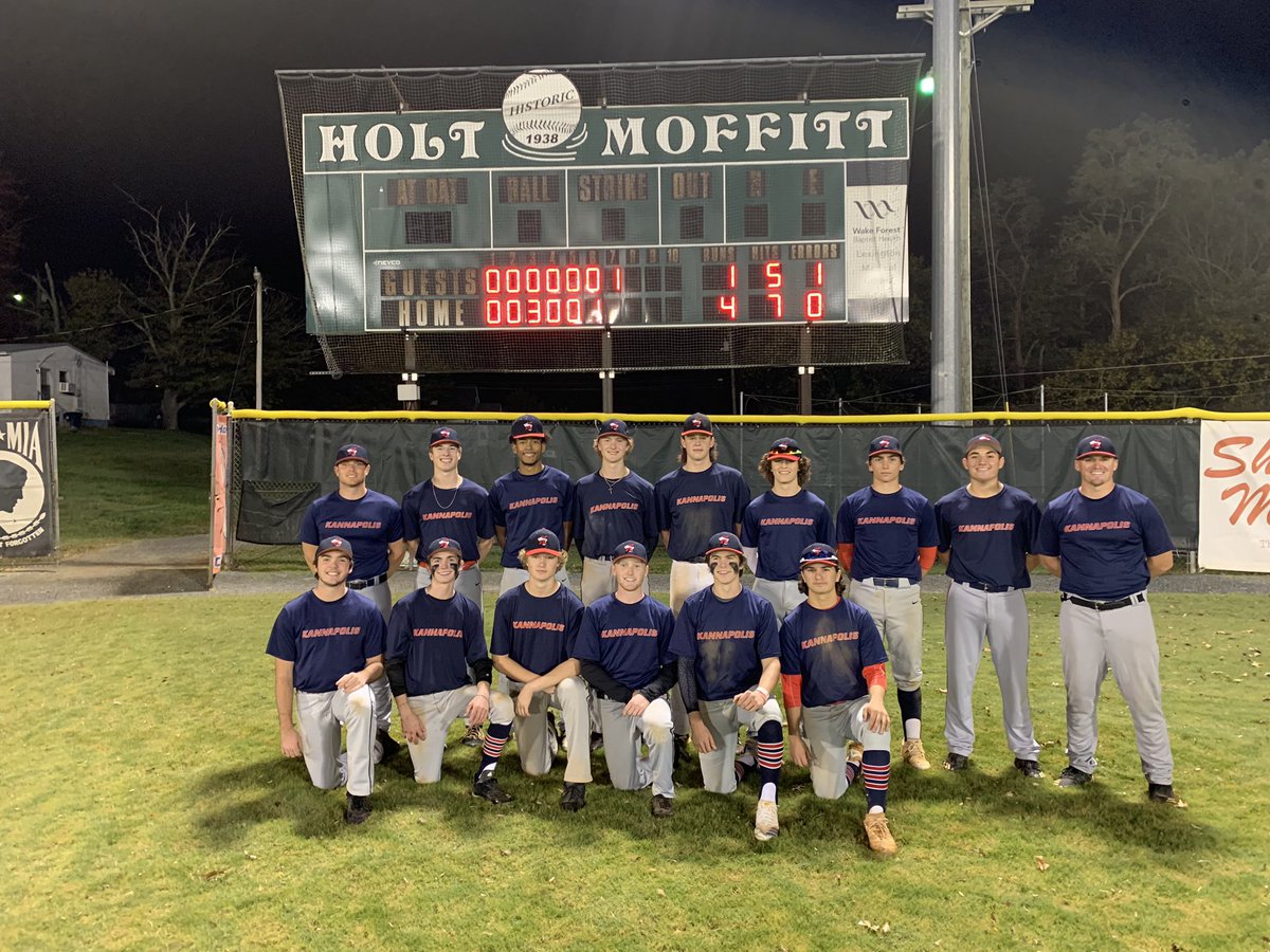 TowelersBSBL's tweet photo. @RicRcook3 @LDBaseball2020 Ric we appreciate you allowing us to play in the fall league. What a great field and atmosphere. Brad’s PA announcing was great! Ray Ray’s enthusiasm and love for baseball are contagious to everyone! Thanks to all for helping us find a way to play ball! https://t.co/H9S9mqzMlt
