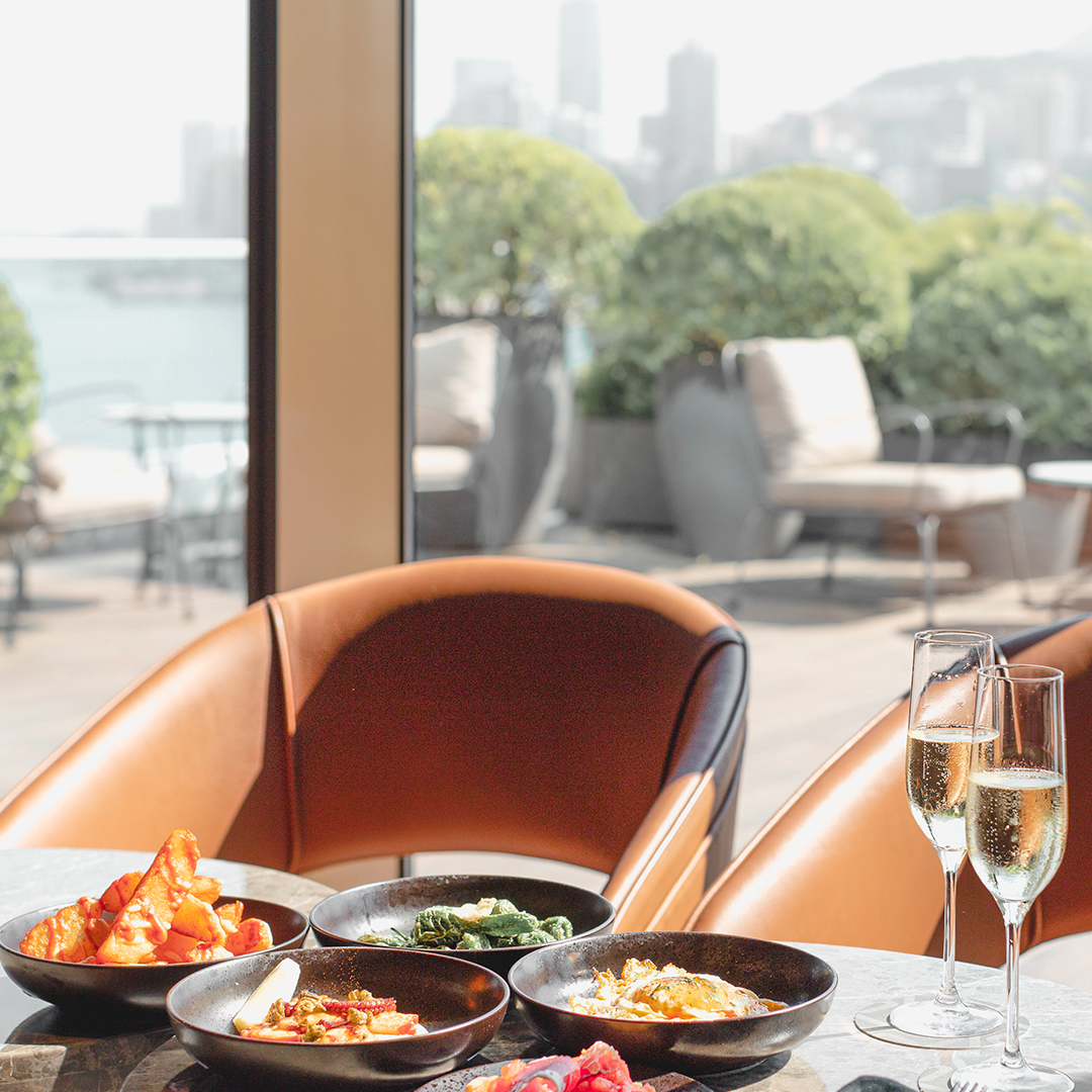 Shangri-La’s very own Master Sommelier, Yohann Jousselin orchestrates "A Festival of Wine" with a host of 10 unmatched wine events across the three sister properties from 24 to 28 November 2020. Book now:bit.ly/2I6dElj