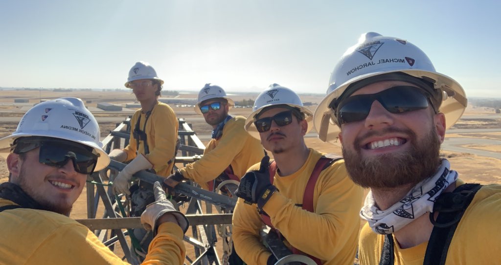 NotMikeFromCorn's tweet photo. This linework stuff is pretty damn fun especially with your boys ! #2MoreWeek https://t.co/JfLpAexwvd