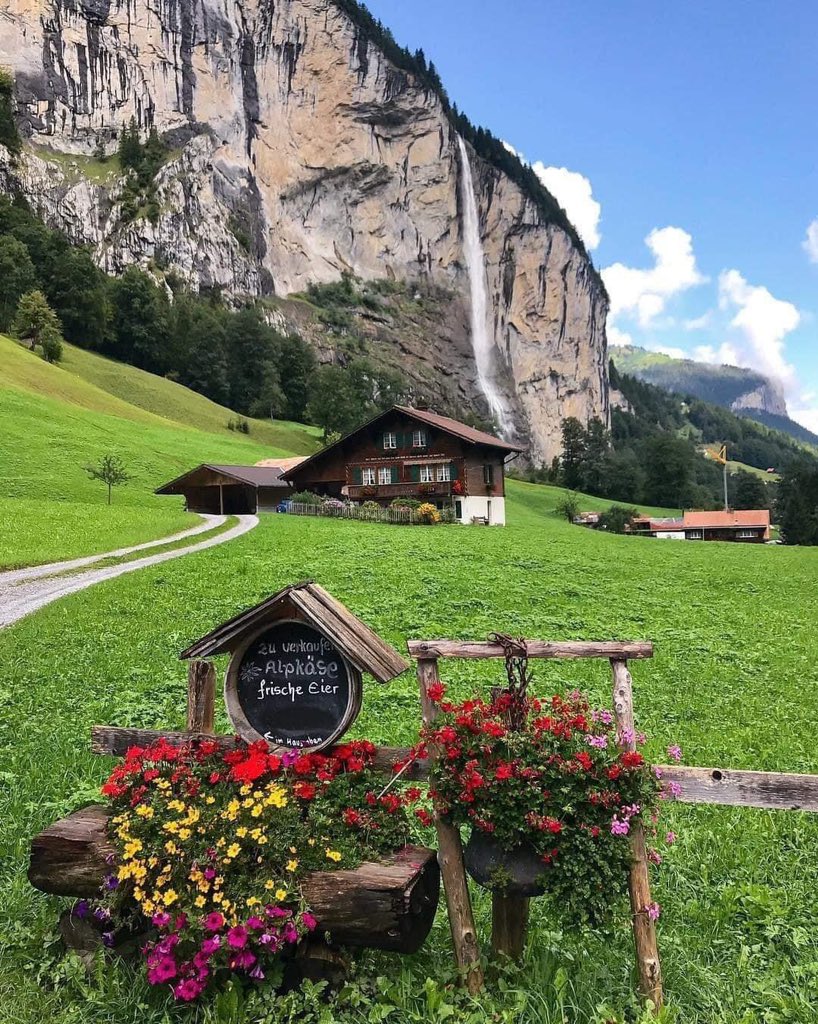 IsskndarAriffin's tweet photo. Switzerland 🇨🇭 : The heaven on earth  💚🌎 https://t.co/YtD1HrorIy