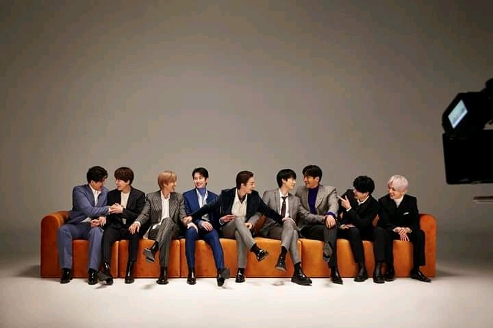 ferda_fidia's tweet photo. @SJofficial 결국 우리 슈퍼맨 슈퍼주니어 @SJofficial the last man standing!!
💙💙💙💙💙💙💙💙💙 
#ELF는털기만해_줍는건SJ가할게 
#ELFshares_SJselects 
#SUPERJUNIOR 
#15thAnniv_WalkTogether 
#달려온15주년_손잡고걸을까 https://t.co/dE8tog6FFD