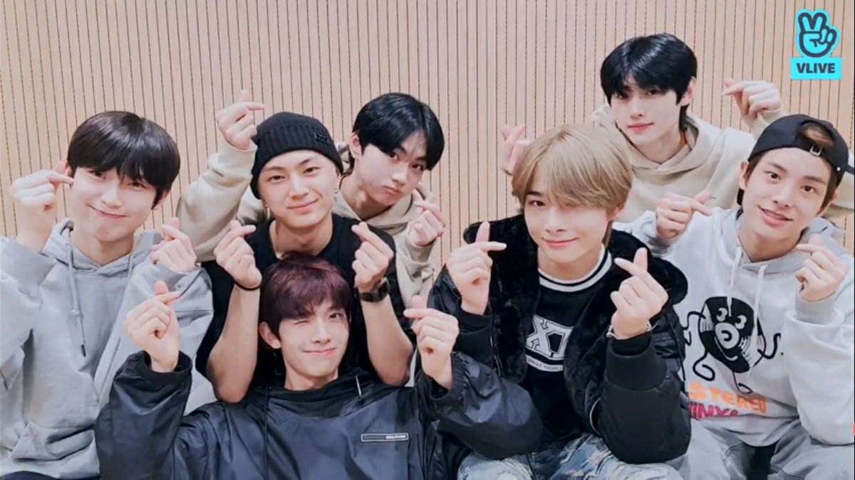 участники группы энхайпен. кпоп энхайпен. энхайпен участники. Enhypen дебют. группа enhypen 2021.