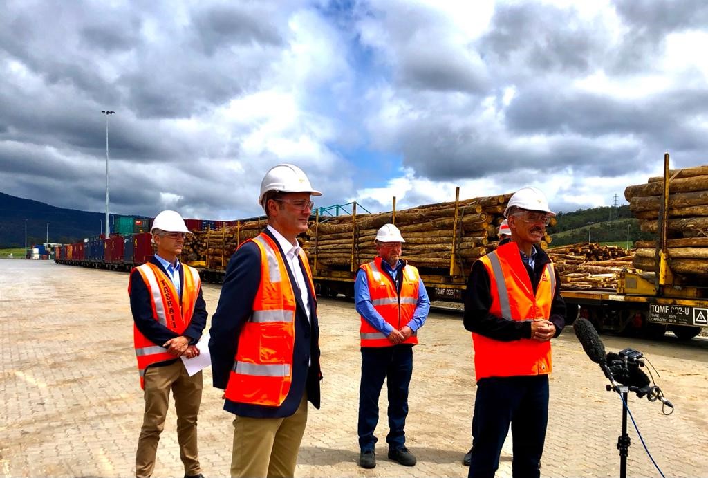 Boosting jobs &amp; investing in forestry infrastructure. The Budget will include provision for Sustainable Timber Tas to make a $5mill transfer to TasRail in order to further grow our forest industry, create more jobs &amp; invest in regional communities #politas premier.tas.gov.au/site_resources…