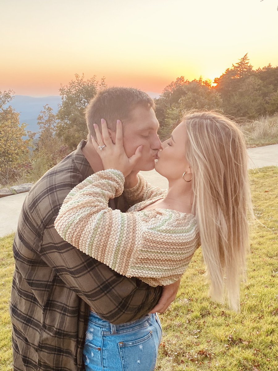 GaGraycee's tweet photo. Can not wait to marry this man!❤️ @TGaines__ https://t.co/cIxXTwITDG