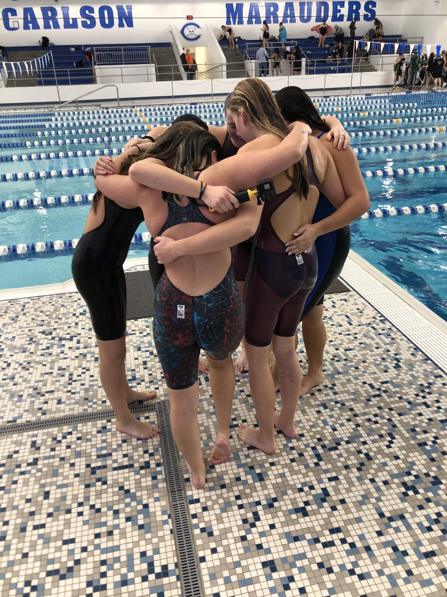What a crazy meet!! Congratulations to the girls on their 10th straight consecutive title! It was a night full of best times, league titles, and even a pool record. Great job ladies, you’re all amazing #swimforjim 💙💛