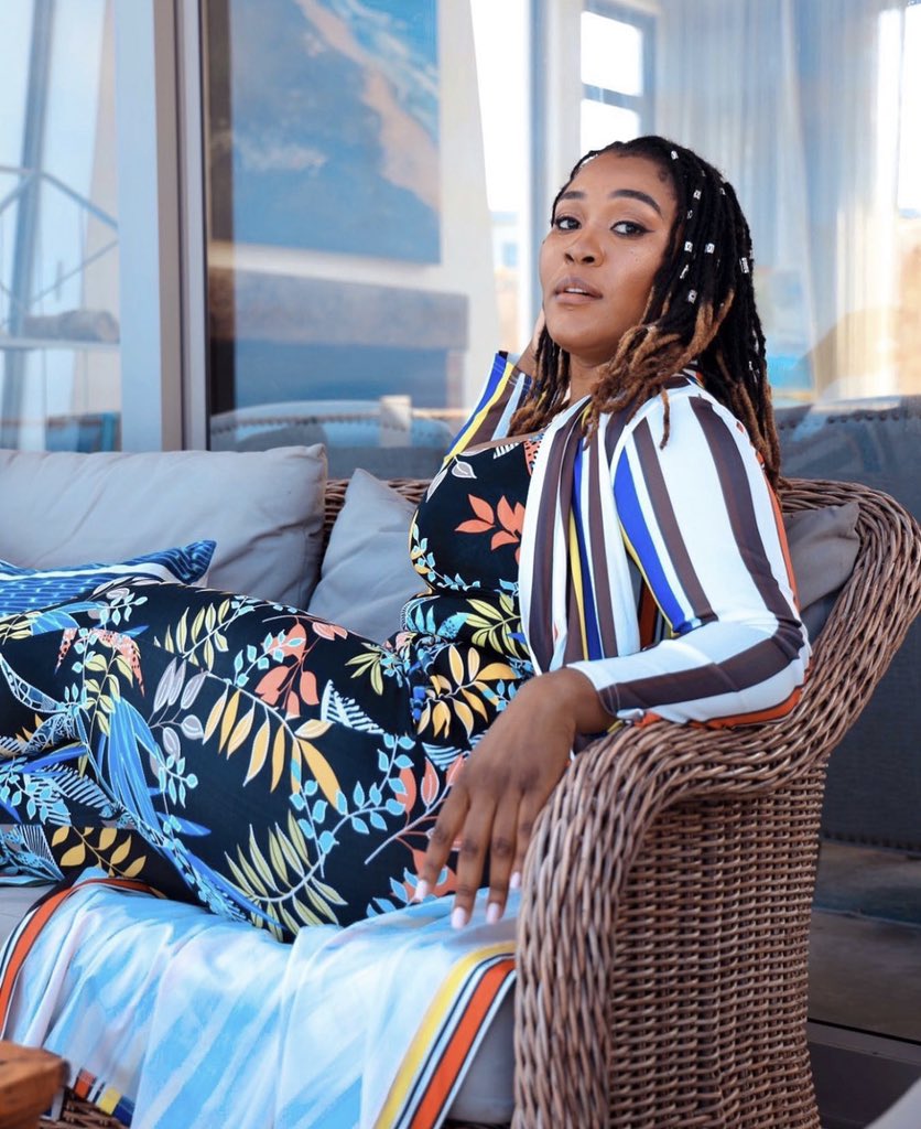 METROFMSA's tweet photo. On #TheCatchUp @lady_zamar reflects on the year, the music industry and plans for 2021. 
#TheMorningFlava @moflavadj @owenhannie @Pearl_Shongwe 
#WakeUpForIt https://t.co/MecDqbn8Jn