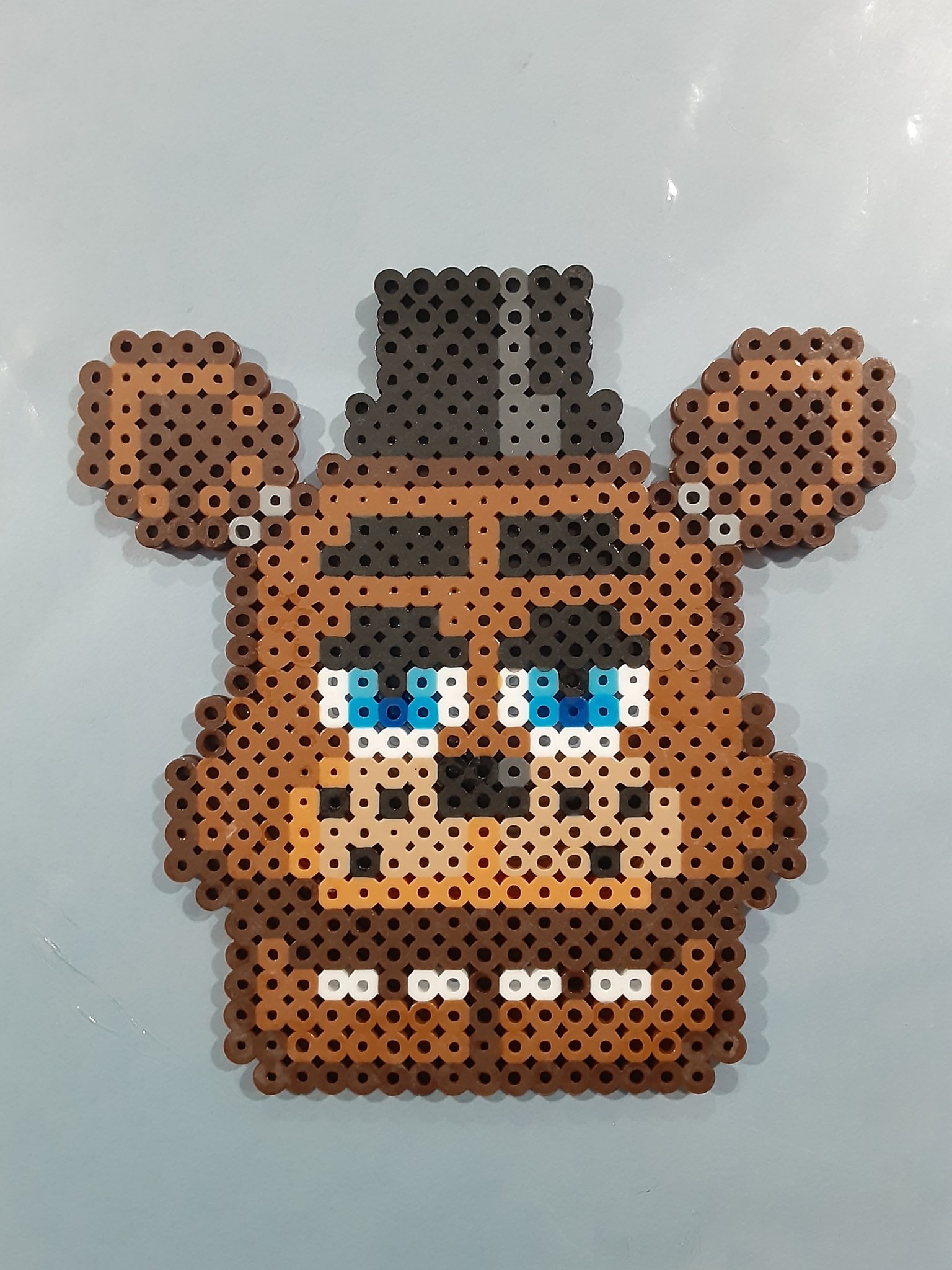 Fnaf 1 freddy head pixel art