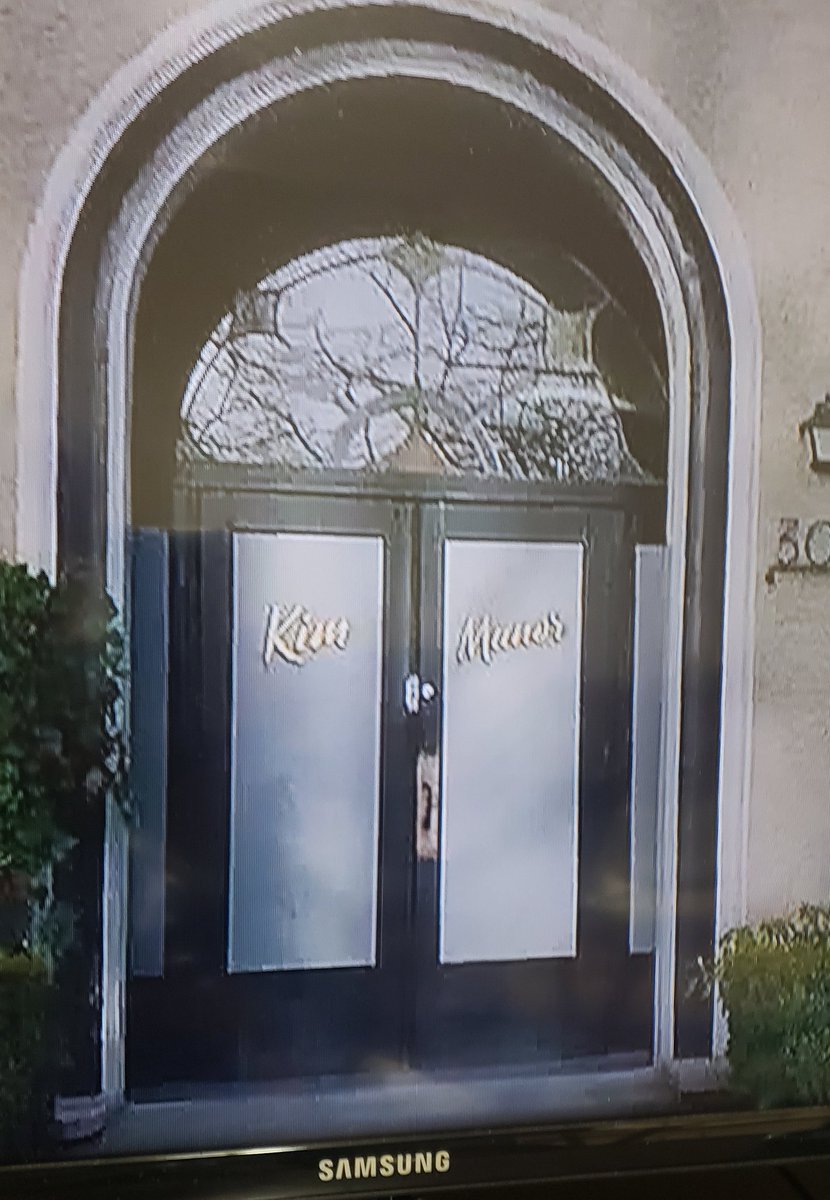 Can we talk about Charlie's building Kim Manor 😓  #kickitintheass #CastielForever #spn #Supernatural