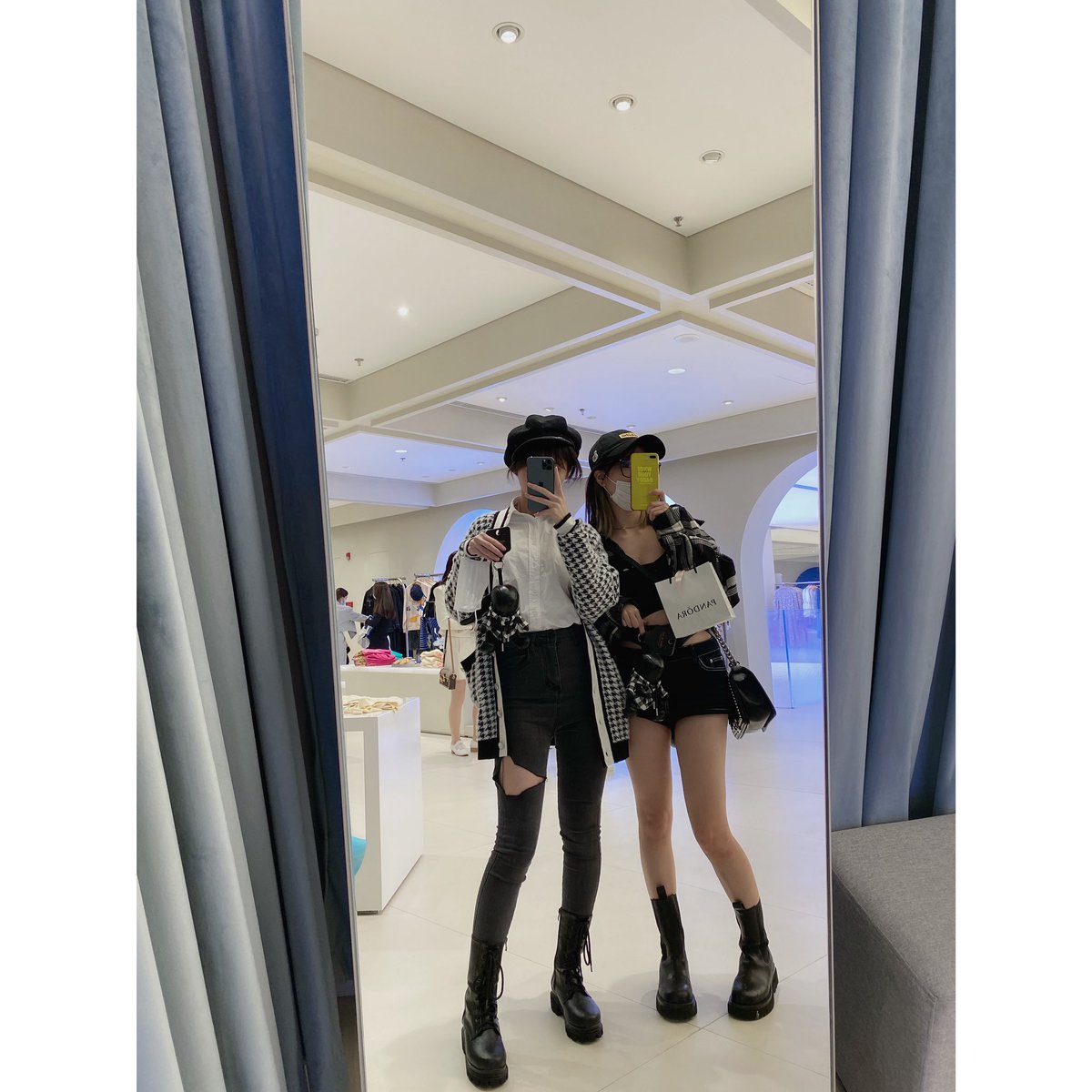 仲良しとデート〜
ラブラブ https://t.co/5rThBwBHjd
