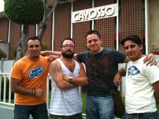 veomuertos's tweet photo. Recuerden, recuerden, el 5 de noviembre. Hoy hace 15 años fue el primer concierto de la banda. Nunca nos hemos ido, pero regresaremos cuando el mundo nos necesite. ☠️🎸 https://t.co/3HUuEHeDO4