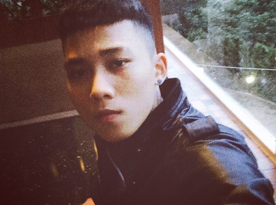 KN_Official07's tweet photo. _ He's Louis Nguyễn _ Gay Blue _ https://t.co/44kIx9OEU0