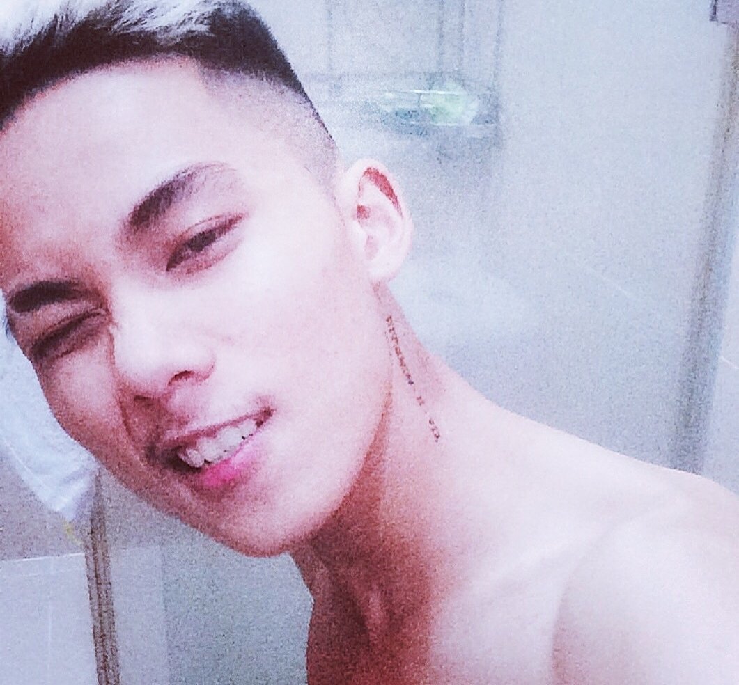 KN_Official07's tweet photo. _ He's Louis Nguyễn _ Gay Blue _ https://t.co/44kIx9OEU0