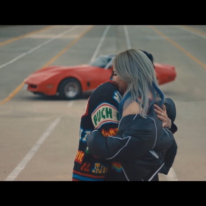emjaybie's tweet photo. This is just an MV right? Why does it feel to real. 🥰 Gaaaaaaad Chaerin are you going to announce your wedding next? 😌
Looking at 5 Star MV makes me realize how single I am. 🥴
#CL5STAR https://t.co/R1CKpME1Gm