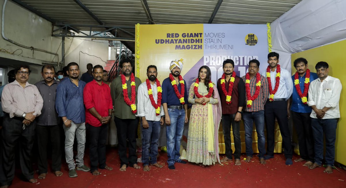 Here are the pics from the movie launch 😎💥

@RedGiantMovies_ #ProductionNo14

Starring @Udhaystalin @AgerwalNidhhi 

Director #MagizhThirumeni

@ArrolCorelli @dhillrajk #NBSrikanth #Ramalingam @madhankarky 

@teamaimpr