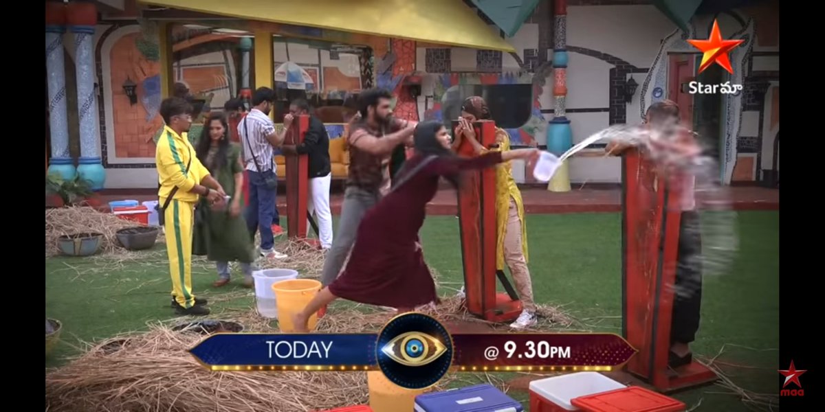   #BiggBossTelugu4 ఇమ్యూనిటీ టాస్క్ లో అరియానా..టాస్క్ ని టాస్క్ లాగా ఆడాలి, నన్ను బ్యాడ్ చేయొద్దు సొహైల్.. బ్లా..బ్లా.. పల్లెటూరు టాస్క్ లో అరియానా.ఈ  #అభిజిత్ ఏంటి.. తిండి పెట్టడు, అసలు మానవత్వం లేదు ( అసలు తిండి గురించే టాస్క్ ) సిన్న పిల్ల థింగ్స్ 