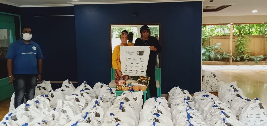 DBMission's tweet photo. Thank you @mukulmadhavfoundation  @ranjeetthegoli &amp; Mrs. Naazneen Bedi for contributing by donating the #givewithdignity campaign rations to the Dharma Bharthi Mission. 
#happydiwali #supportdbm #dbmindia #TeamDBM https://t.co/lX9NteSyy4