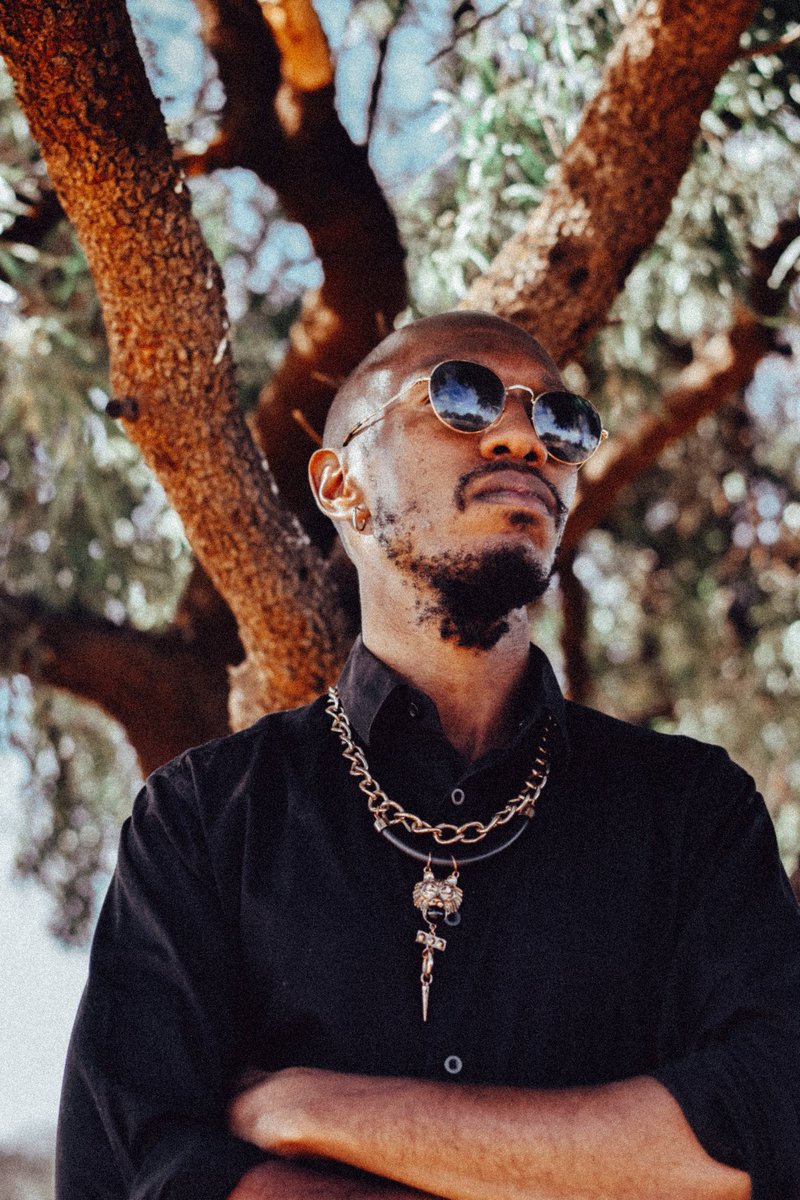 otbpodke's tweet photo. It's #NewMusicFriday and we're looking forward to music from:

@m__rumbi with his latest EP #NotAllThat! Check out his page for info on the drop.

#outtheboothpodcast #kenyanmusic https://t.co/OKSYVrxQJ6