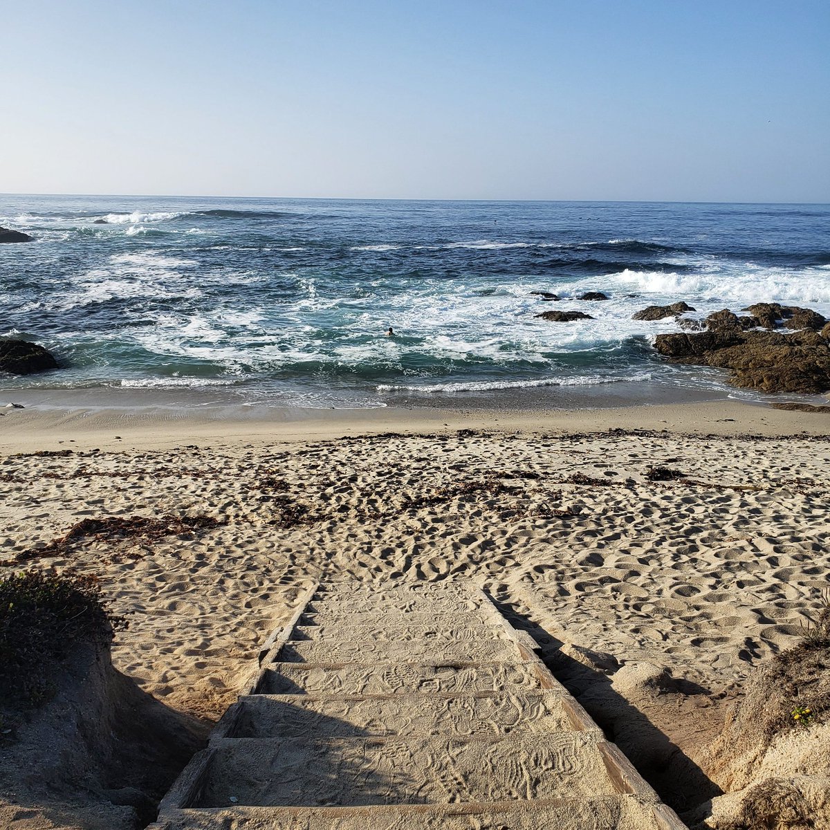 Bodintures's tweet photo. #SelfLove is the greatest medicine.
•
•
#Monterey #beach #sun #sea #sand #alwaysafirsttimeforeverything #California #wheninCalifornia #bodintures #lakwatsera #travel #travels #travelphotography #photography #outdoor #wanderlust #weekendtrip #weekendvibes #getaway #explore https://t.co/OgTl1sIWO0