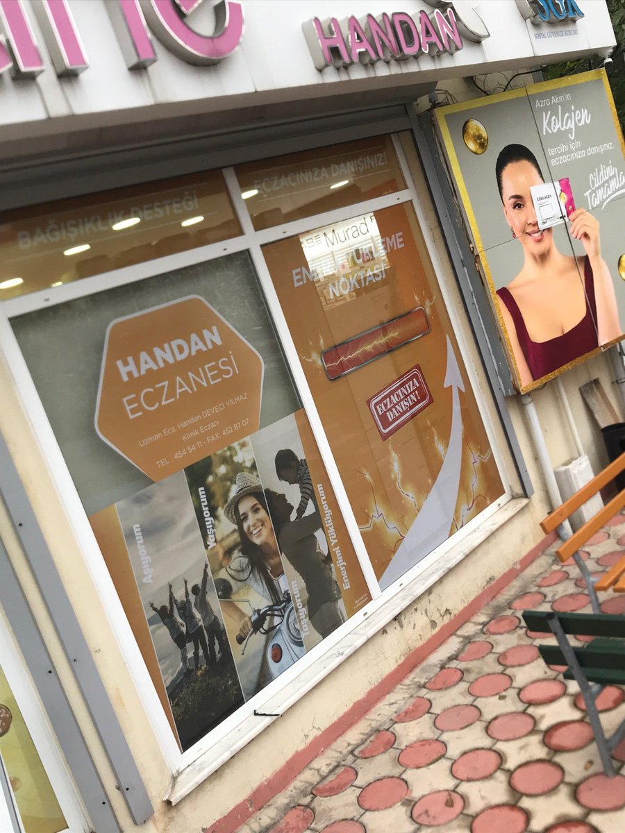 Soğuk havalara geçiş başladı... (@ Handan Eczanesi Karamürsel in Kocaeli, KARAMÜRSEL) swarmapp.com/c/8XJ5o3vLIjx