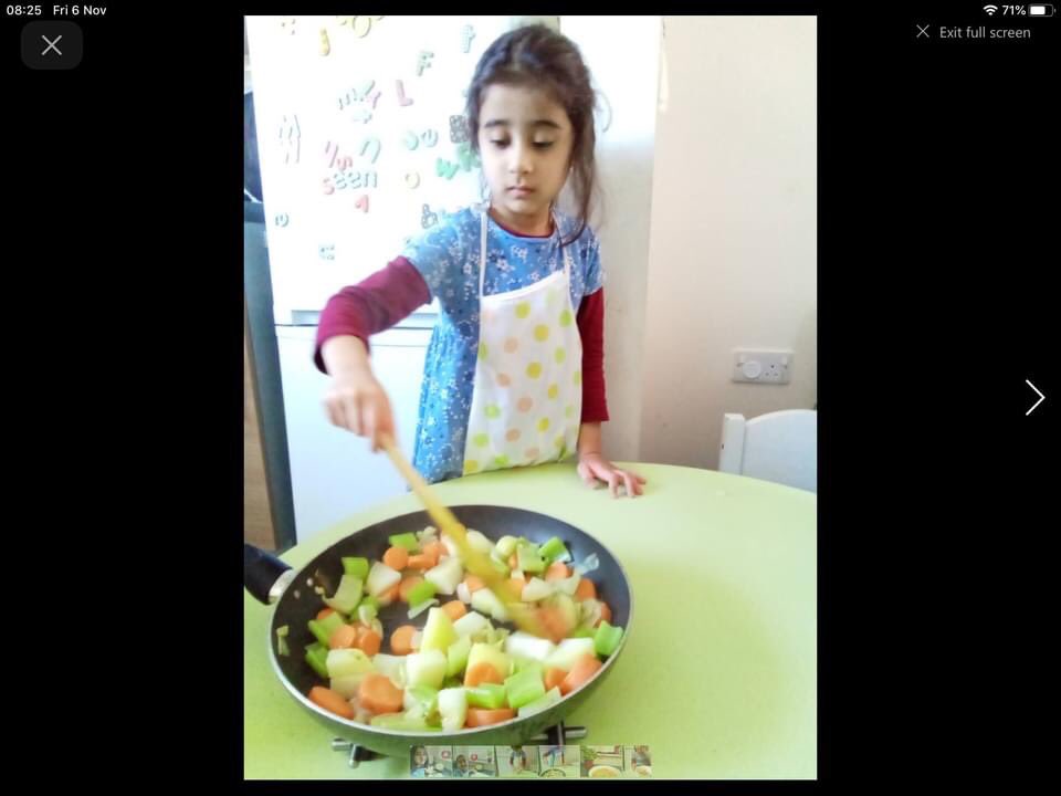 BenviewY's tweet photo. Benview EY #Flatpackmeals #foodonashoestring #HealthyLiving #ChildrensRights #family #ChildPovertyScotland https://t.co/hGE9uRFzbr