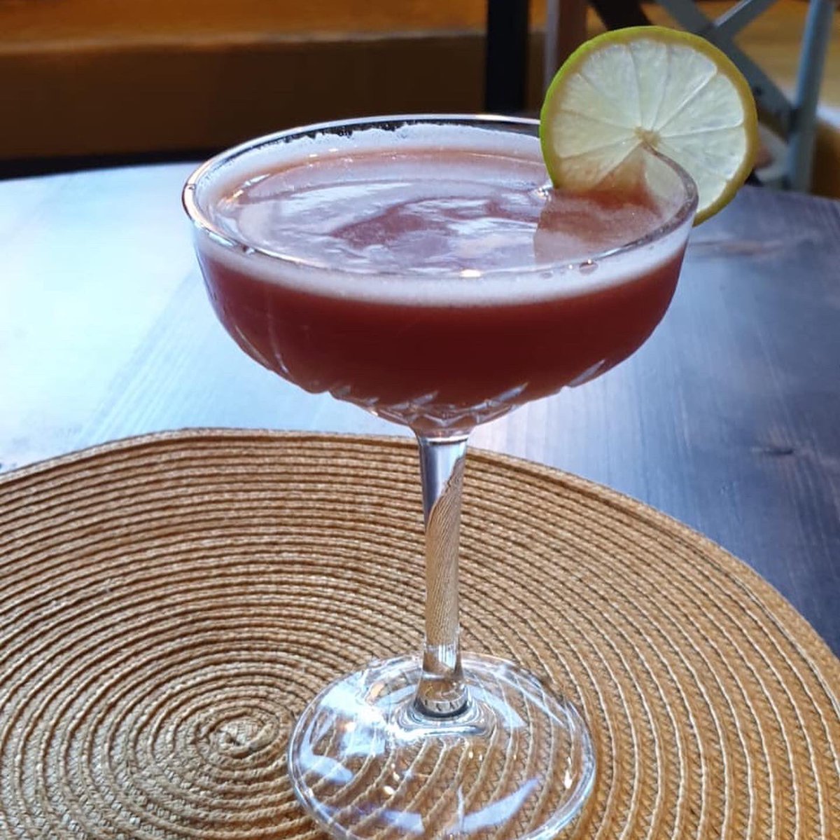 VestaEdinburgh's tweet photo. Our gorgeous new mocktails - No-Jito, Frida Margarita and Raspberry Tonic. Dry is never dull at Vesta! Book a table on 0131 220 0773 or pop in to say hi, we’ve missed you! #friyay #supportlocal #edinburgh #edinburghrestaurant #edinburghbar #edinburghfood #mocktails #noalcohol https://t.co/l3pIdE8Yp7