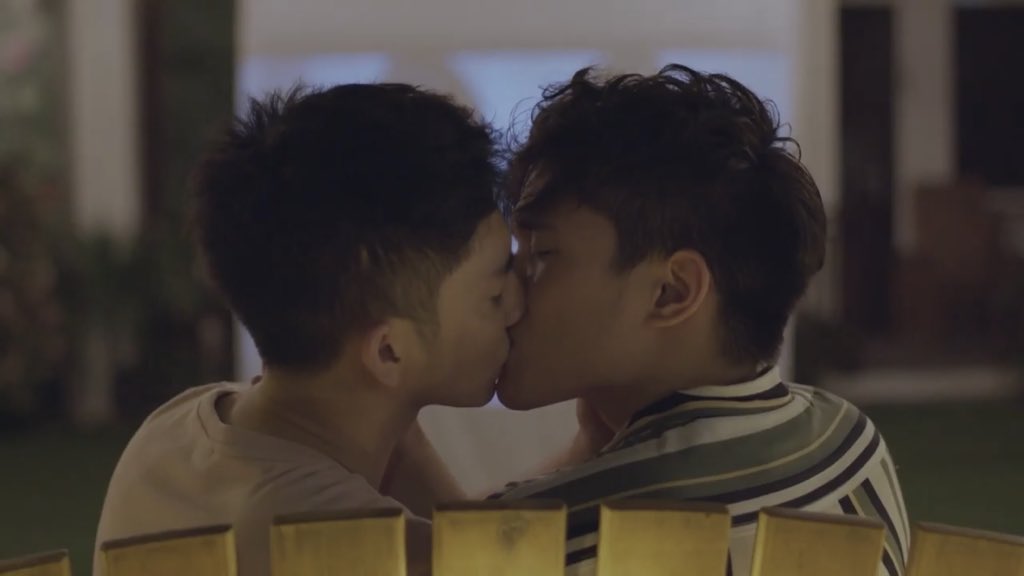 myuminsi__'s tweet photo. higop scene 2.0!!! 😭😭

#GayaSaPelikulaEp07 https://t.co/O0Klv1y6CY