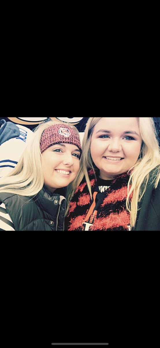 BethDollenmayer's tweet photo. Happy Birthday @AshleyBishop01 !!!! Love you so much GF 💞 https://t.co/N0nuK4zUAB