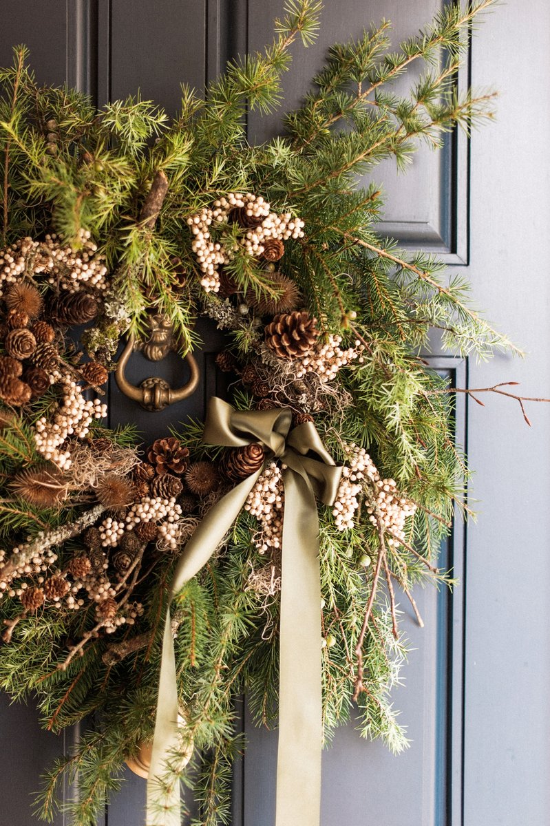 Christmas Wreaths now available to pre order! #dorset #dorsetlife #SupportSmallBusinesses #florist #flowersonfriday #christmaswreaths #dorsetflorist