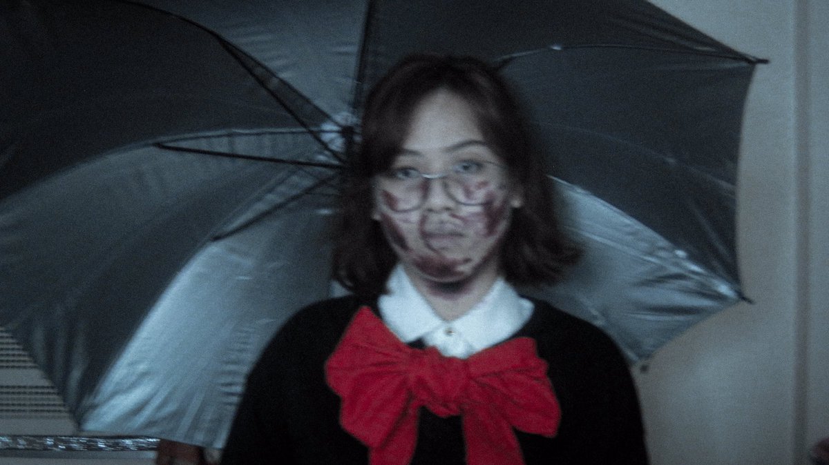 triksianmari's tweet photo. a tweet i hopefully wont have to explain lol #ANITWTSELFIEDAY #ANISD #another #YukariSakuragi #UmbrellaDeath #IWasLateForHalloween https://t.co/NkCseDyLJ3