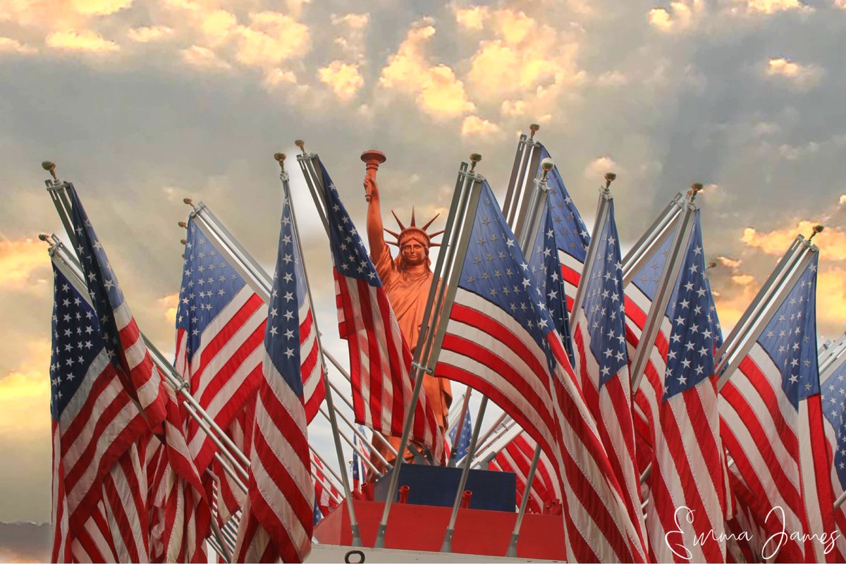 #america  🙏🏻❤️🇺🇸💙
#usa #prayforamerica #flag #americanflag #usaflag #statueofliberty #unitedstates #unitedstatesofamerica #unitedstatesofamerica🇺🇸 #redwhiteandblue #patriotic #flags #🇺🇸 #🗽 #photooftheday #usaphotography #usaphotographer #american #americanflags #ladyliberty