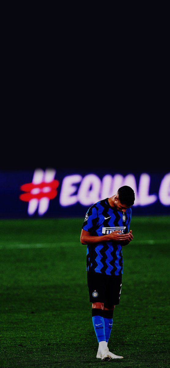 InterJeddah's tweet photo. 📸 : خلفيآت 4K 💙🖤👌🏻
#FCIM  #InterMilan #انتر #فورزا_انتر https://t.co/n3G1Tzi9fU
