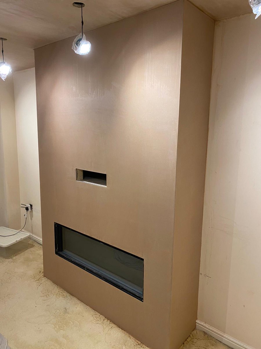 Feature wall plastered by our young lad Brandon, lovely little job, if you would like any plastering done get in contact for a free quotation.