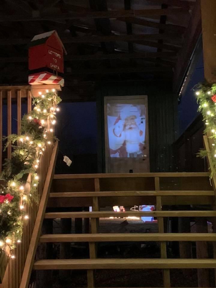 BeckyAdventure's tweet photo. Check out Marble Hill, MO @makersmark.  Our town is decorated by all volunteers with donated decorations or funds to pay for them.  Last year we built 20’ X 100’ lighted walk through arch &amp; 50+ displays in our park.  This year plans for more.  We ❤️Christmas. 
#MakeItRemarkable https://t.co/eVsQtdEyL6