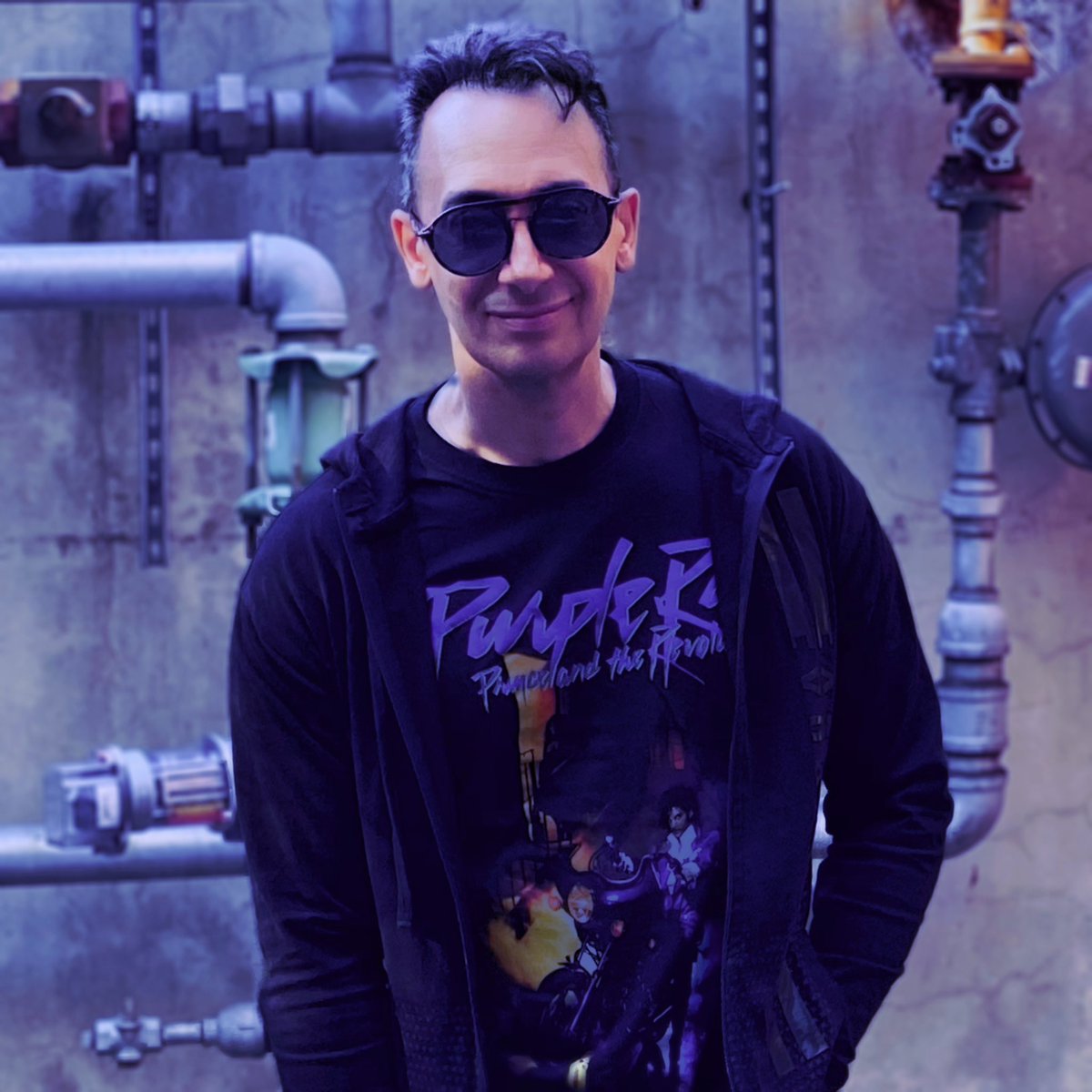 KeyesCarlos's tweet photo. “A strong spirit transcends rules” - Prince

Happy Friday! 😁
.⁣
.⁣
.⁣
.⁣
.⁣
#icon #princeandthenewpowergeneration #carloskeyes #prince4ever #prince #artist #princetribute #musicians #purple #minneapolis #princeismusic #purplerain #livingmybestlife #positive #success https://t.co/ANp0869mX7