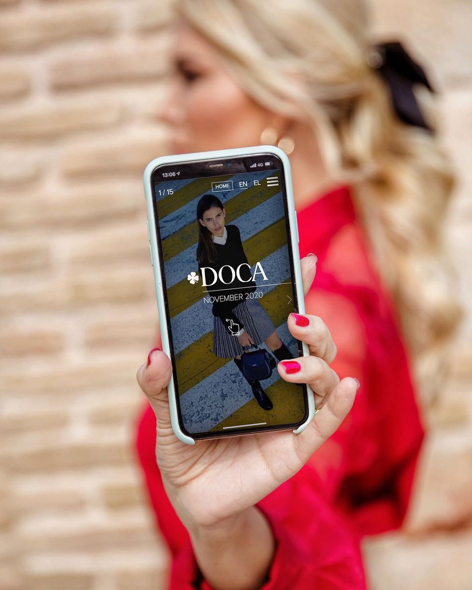 doca_gr's tweet photo. Η αγαπημένη Κατερίνα Καινούργιου παρουσιάζει το νέο τεύχος Νοεμβρίου του #DocaApp. ❤️
Κατέβασε ή ανανέωσέ το τώρα και ταξίδεψε μαζί μας εντελώς δωρεάν σε ένα μαγικό κόσμο μόδας και ομορφιάς. 
Διαθέσιμο σε Google Play &amp; App Store. 📲
Για λήψη κλικ : https://t.co/UArJyaJOLR https://t.co/QFopDdAEom