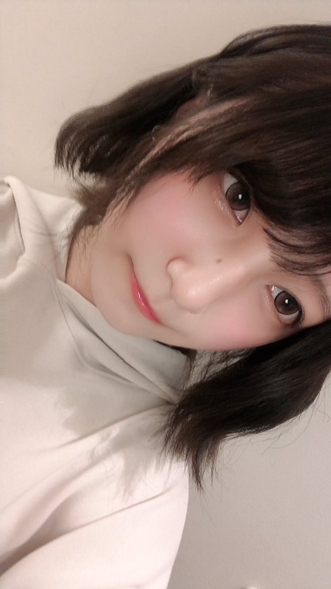 小鳥遊あゅん 하치와이타 ロングかショートか 茶髪か黒髪か