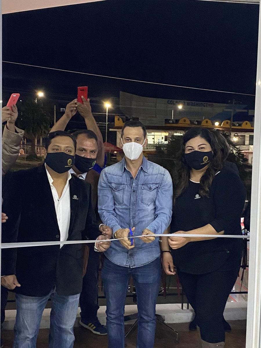 TROFIMUNDO's tweet photo. Hoy nació TROFIMUNDO®️ EXPRESS, lo mejor está por venir... #trofimundoexpress #unmundodetrofeos #medallastrofimundo #trofeostrofimundo #trofimundosobrediseño #fundiciontrofimundo @SMartingaste https://t.co/kpaSzfvzUF