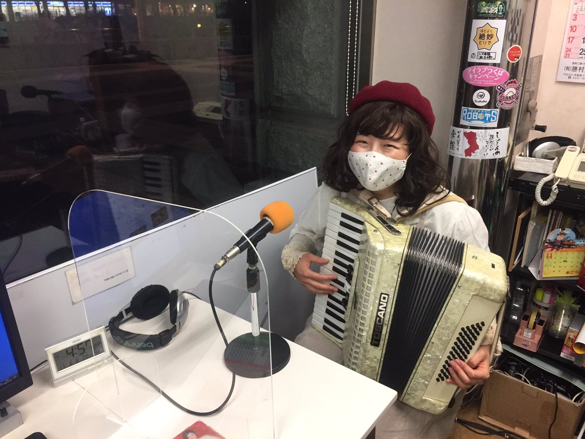 pikkaripokke's tweet photo. 【ラヂオつくば✨】
今日のテーマは「この冬したいこと❤️」です！

ゲストは、misapyさん❤️
後半には、なるほどtheビューティーのアッキーさんです✨

楽しみです(*ﾟ∀ﾟ*)b
#なる
#you842
#ラヂオつくば
#misapy さん https://t.co/APzHlZqRwe