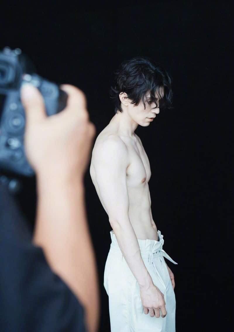 JOMMJOM's tweet photo. โอ้ยยยยยยยยย! เฮียโป๊มากกกก อยากตี!!! https://t.co/3i3I8K8PNK