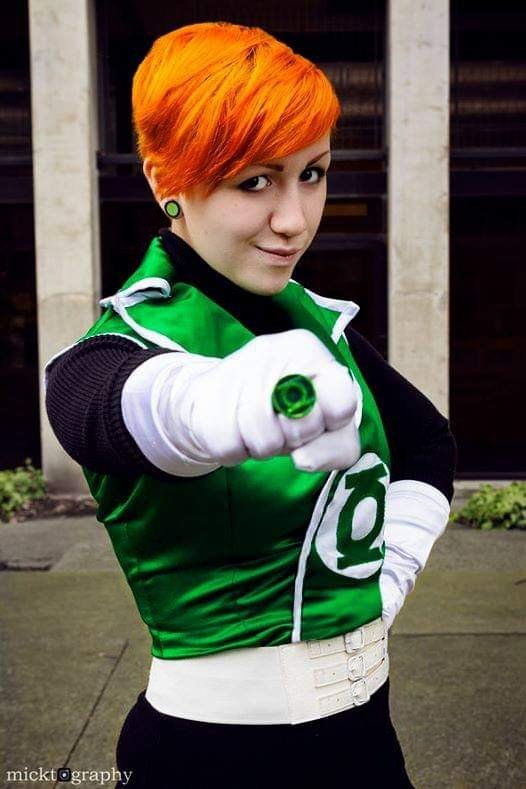DeziDesire's tweet photo. Felt right to share as a non-binary cosplayer myself as Guy Gardner upon finding out @grantmorrison is also! https://t.co/9KqaUn5EqP