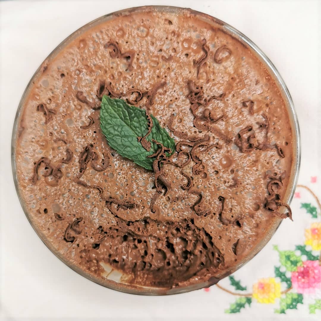 thensvvegan's tweet photo. Aquafaba mint chocolate moose 🤤 #veganrecipies #veganfood #chocolatemoose #plantbased #veganfoodshare #veganism #veganlife https://t.co/q4Tp43fEl4