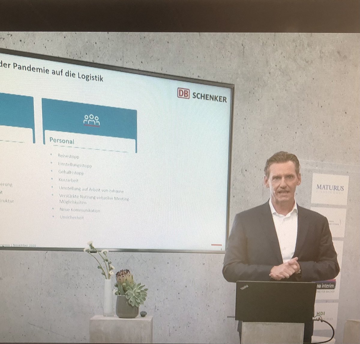 IKarsunke's tweet photo. Jochen Thewes, CEO DB Schenker. Supply Chain in Zeiten von Corona.Keynote auf dem #DDIM Kongress 2020.#interimmanagement https://t.co/JU0tnf0ei2