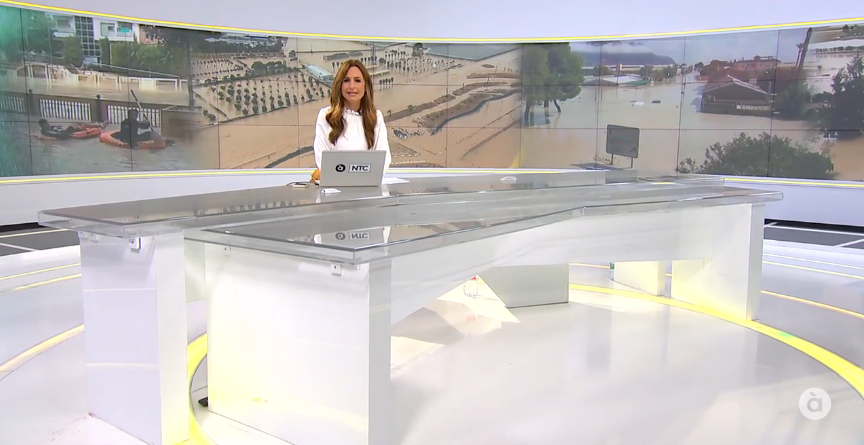 GECAtv's tweet photo. Enorme dato para #NTCNit de @apunt_media, que no solo bate sus récords sino que además se posiciona como la emisión más vista en la historia de la cadena con 240.000 espectadores de media y un 12,1% de share.
🥇 Líder entre la audiencia de 25 a 44 años (22,4%)
#Audiencias https://t.co/rVumCNpCFd