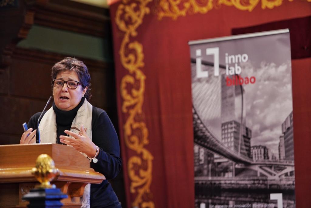 InnolabBilbao's tweet photo. “Tenemos tantos datos que tenemos que optimizar la forma en la que los organizamos y para ello no hay nada mejor, a día de hoy, que la #InteligenciaArtificial. Esta tecnología no es algo del futuro, es algo del presente.” @ElisaGarijo (@IIConocimiento) - #TechLeadersBilbao https://t.co/LIZ3t1uEGz