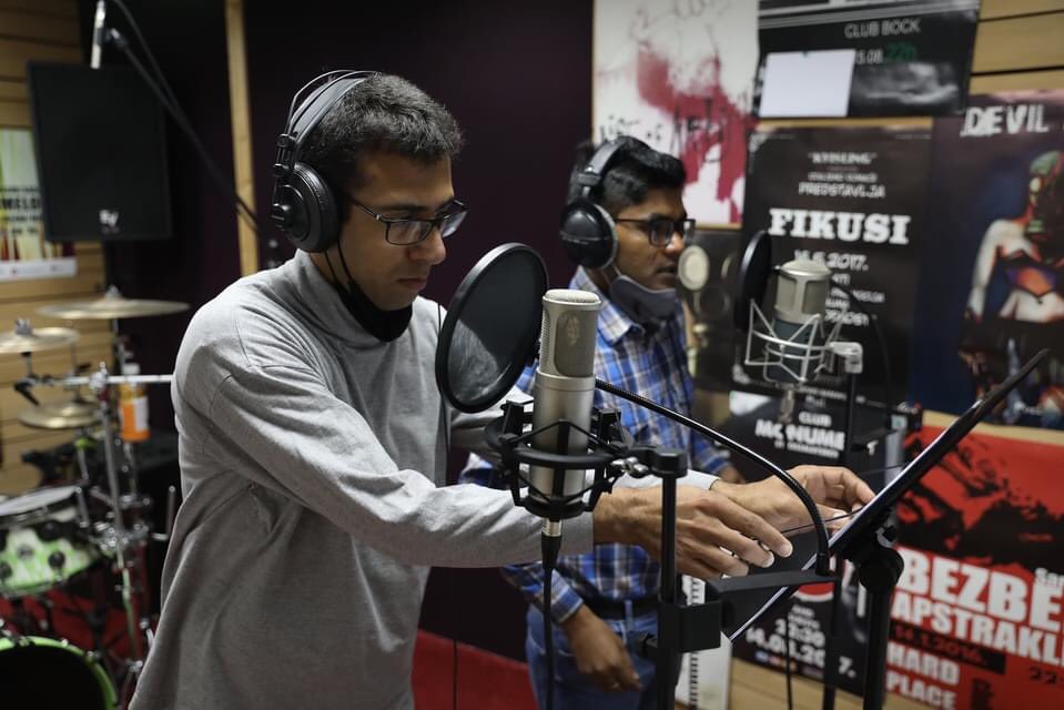 donatellabradic's tweet image. Amazing experience for everyone involved in this creative project. Proud of @UNmigration as well as our great partner @Pixel. Youth from Algeria, Morocco, Iraq involved in sound production, acting, creative film production etc. #learningisliving @IOM_ROVienna @PeterAuweraert