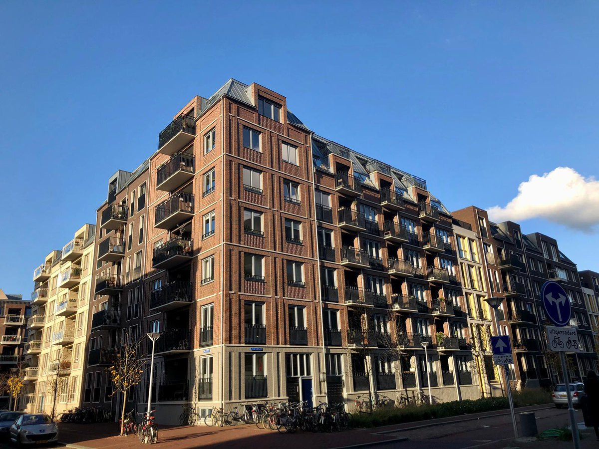Klaas Verschuure (@klaasverschuure) on Twitter photo 2/2 Veel aandacht is op #Zijdebalen besteed aan de rijke geschiedenis van dit gebied, de architectuur van de nieuwbouw en de inrichting van de openbare ruimte. Complimenten aan @hurksNL <a href="/VanWijnenGroep/">Van Wijnen</a> 2/2 Veel aandacht is op #Zijdebalen besteed aan de rijke geschiedenis van dit gebied, de architectuur van de nieuwbouw en de inrichting van de openbare ruimte. Complimenten aan @hurksNL <a href="/VanWijnenGroep/">Van Wijnen</a>