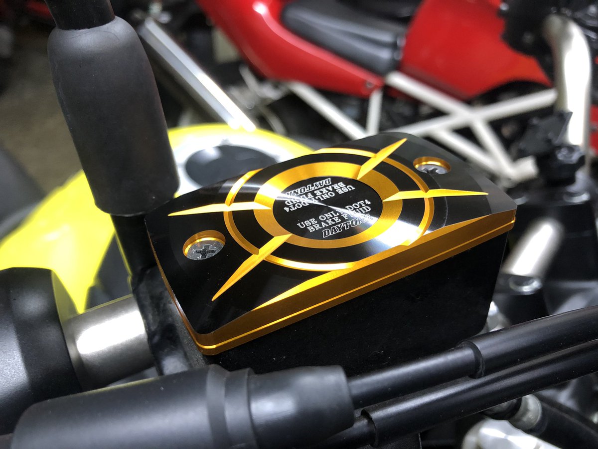 masacookie's tweet photo. カッコ良すぎ案件(≧∇≦)
#Vストローム650
#デイトナ
#DAYTONA
#PREMIUMZONE https://t.co/mMyof6eJ7j